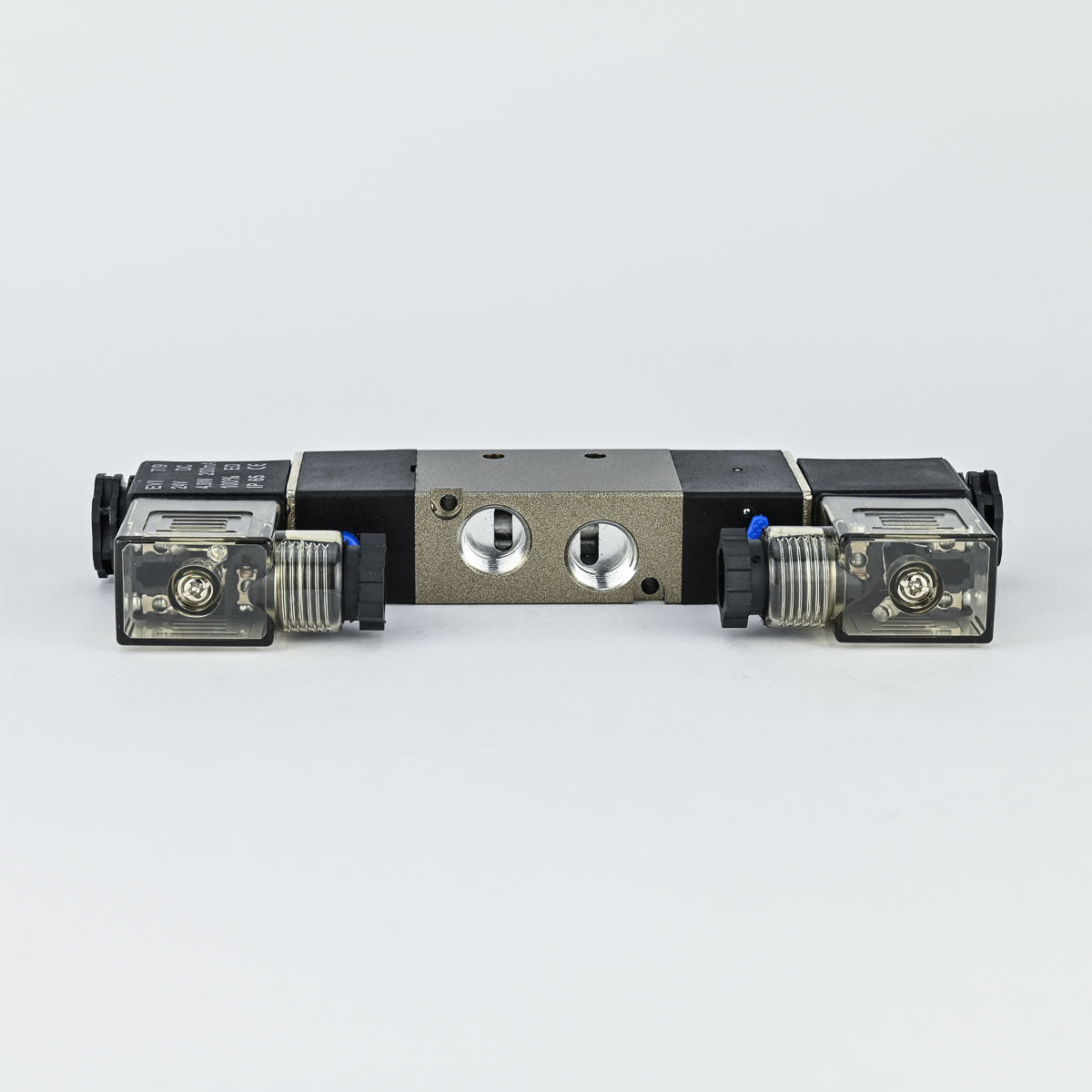 SOLENOID VALVE DOUBLE 5/2 1/4" WITH 110V AC COIL & ADAPTOR CPT