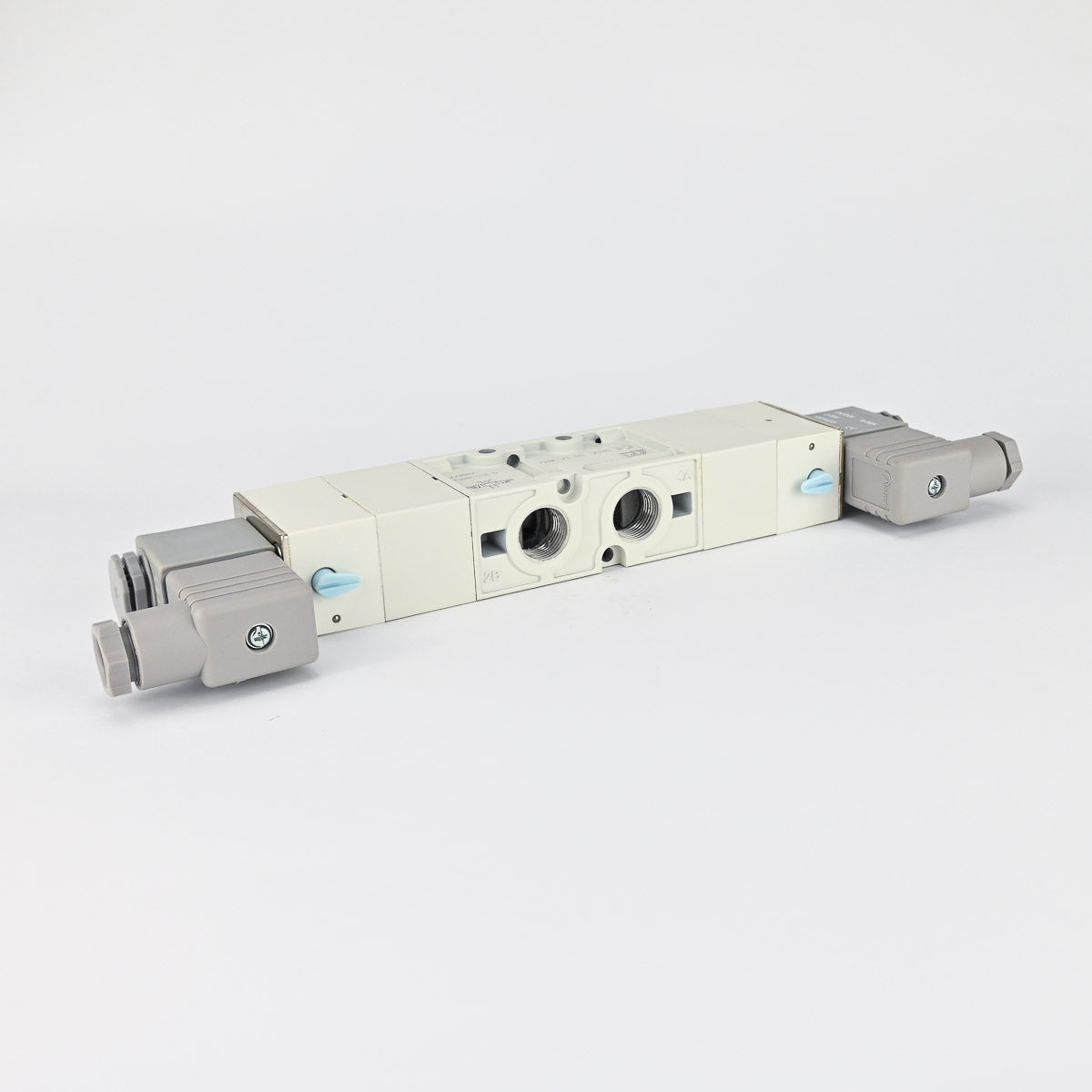 SOLENOID VALVE DOUBLE 5/3 3/8